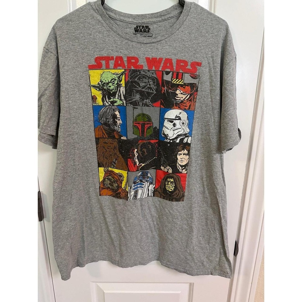 Star Wars Comic Characters
Block Mens Gray T-shirt, Size XL